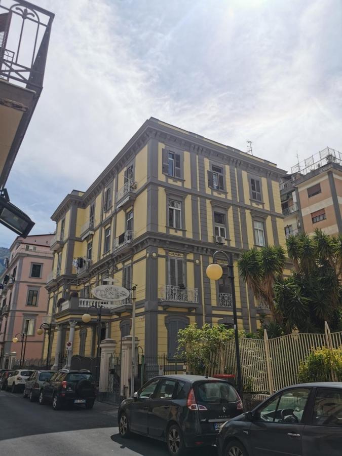 Bed and Breakfast Le Stanze di Eli e Giò Castellammare di Stabia Exterior foto